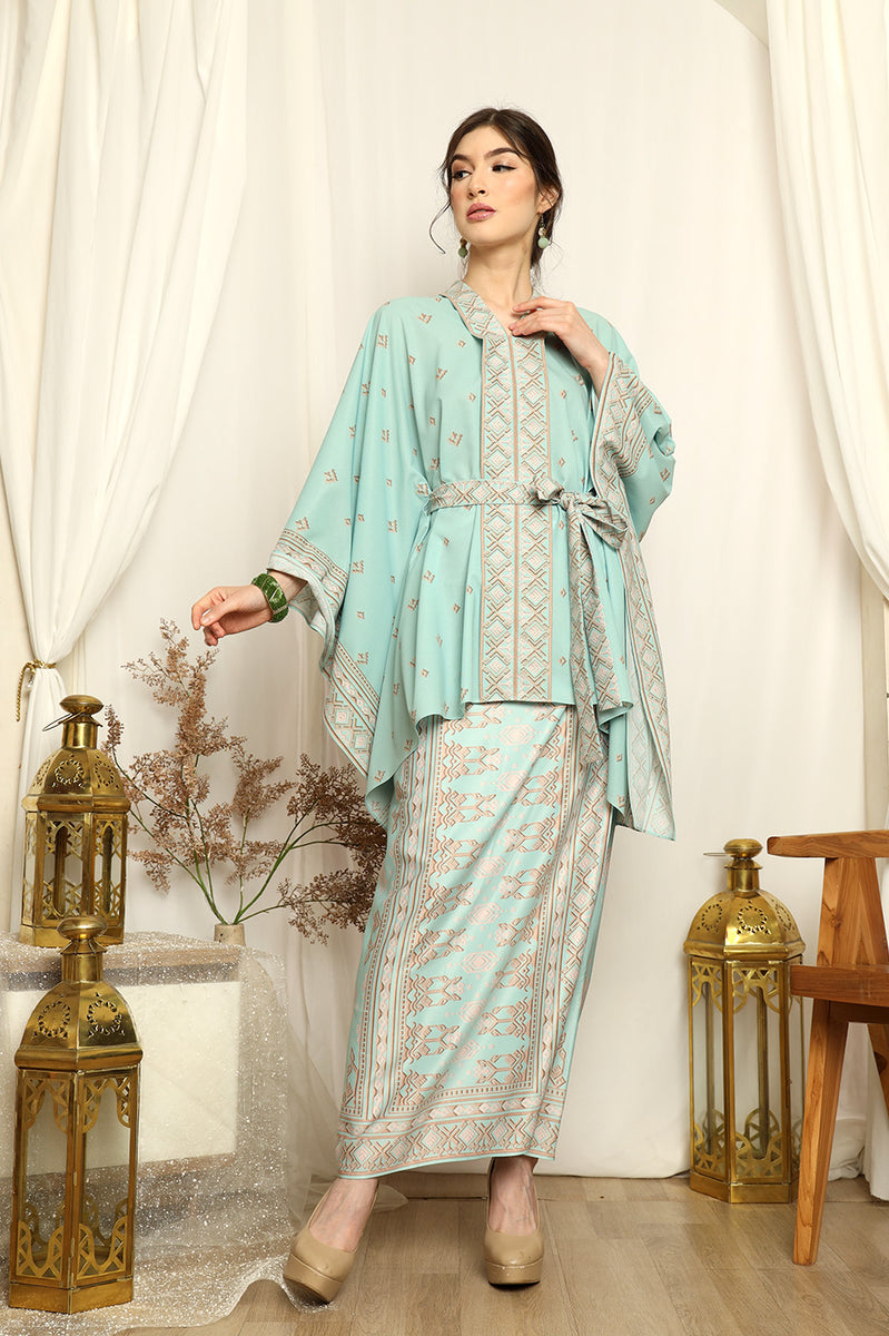 Kanzi Green Tunik Set with Sarong