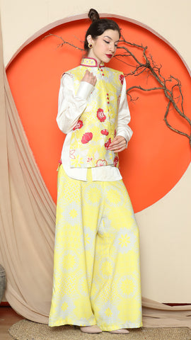 YELLOW FLORAL SIDE BUTTON VEST with  PANTS SET