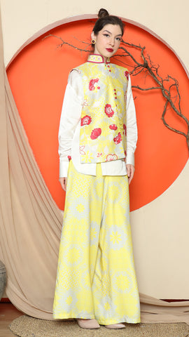 YELLOW FLORAL SIDE BUTTON VEST with  PANTS SET