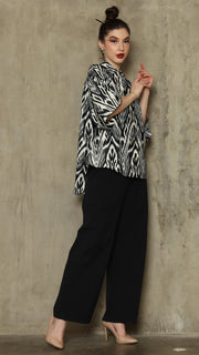 BLACK IKAT OVERSIZED TOP WITH DETAIL STICHED