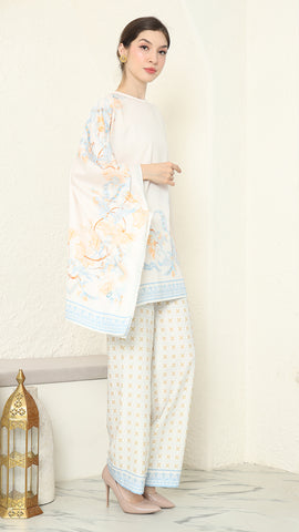 White Blue Flower R-neck Pants Set