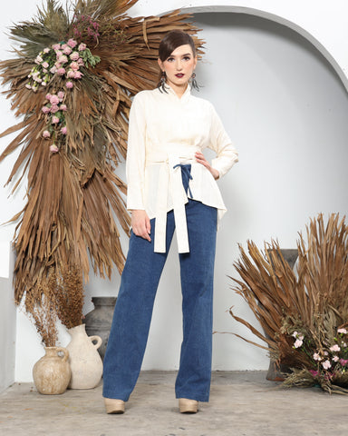 Broken White Linen Kebaya Outer with Obin Belt